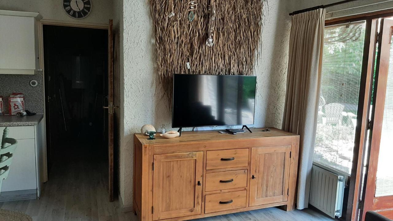 Bungalow De Pluumpot Scherpenisse Екстер'єр фото